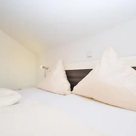 1 Bedroom * Willingen (Upland)